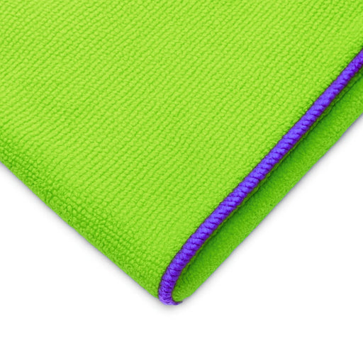 Extra großes Mikrofasertuch in Grün mit weicher Struktur und eingefasstem Rand