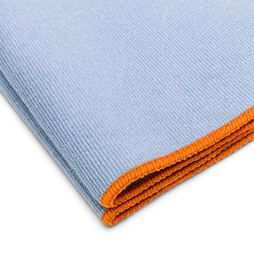 Mikrofasertuch für Glasoberflächen mit feiner Struktur und eingefasstem Rand